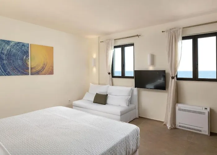 South Key فيلة Pefki